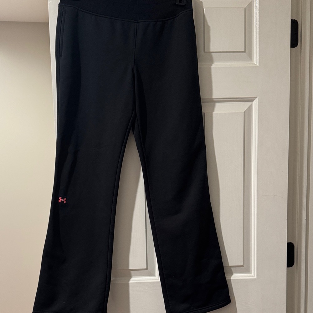 Women’s Medium Breast Cancer Under Armour Pants